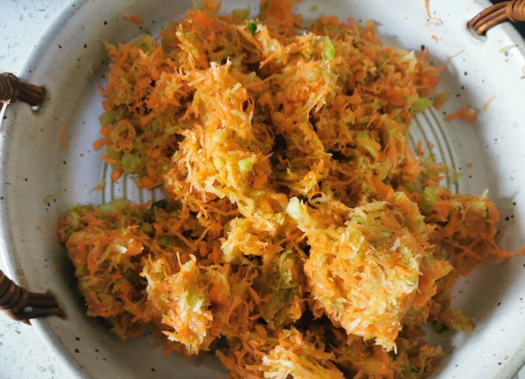 胡萝卜肉丸子的制作方法